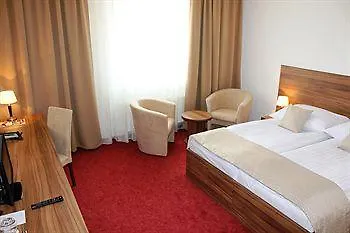 Отель Saffron 4*