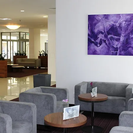 Отель Saffron 4*