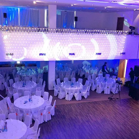 Saffron Hotel