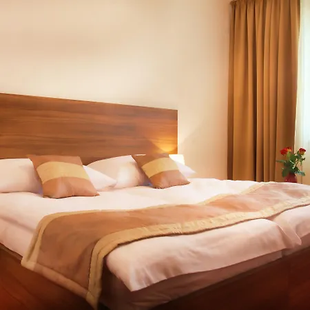 Saffron Hotel
