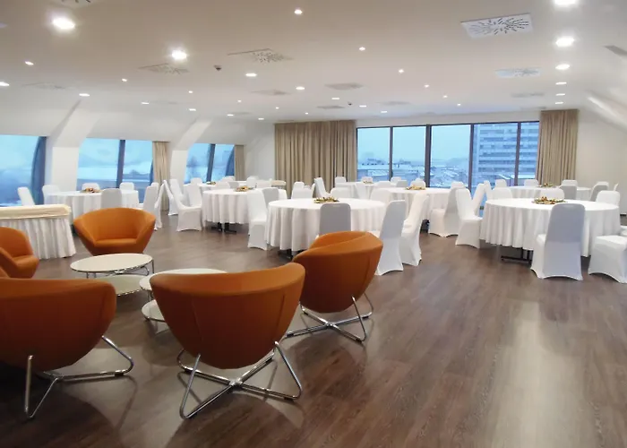 Отель Saffron 4*