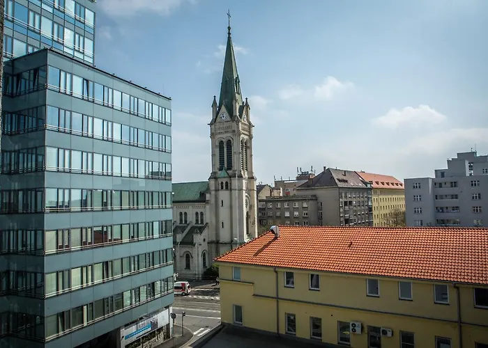 Отель Saffron Братислава