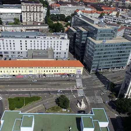 Szálloda Saffron 4*