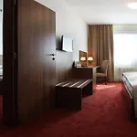سافرون فندق 4*